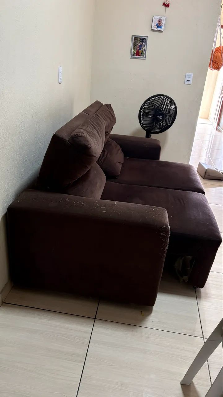 Sofá retrátil 2 lugares para reformar - oportunidade - Foto 3