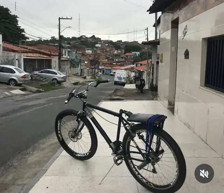 Vende-se bicicleta montadinha  - Foto 2