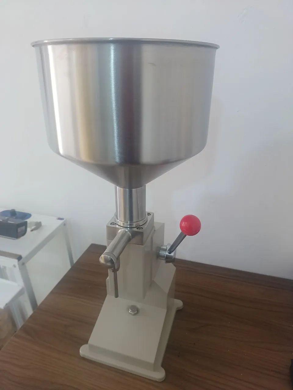 Envasadora para liquidos/pastosos - Foto 2