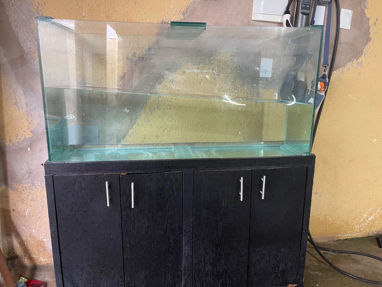 Aquário Grande de 310 litros com móvel