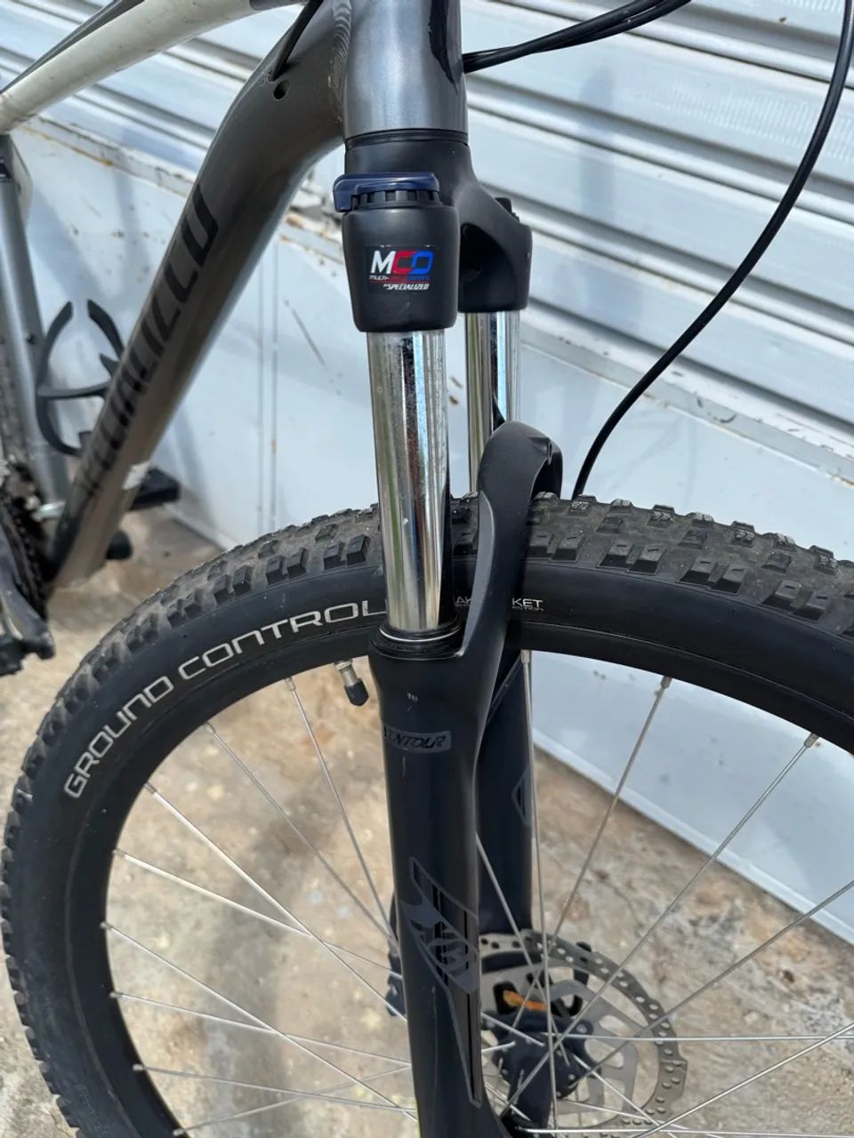Bicicleta aro 29 Specialized - Foto 3