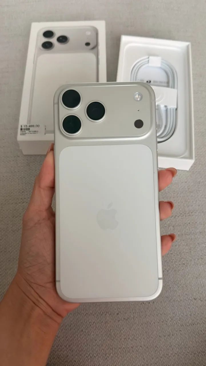 iPhone 17 pro Max 1 T
