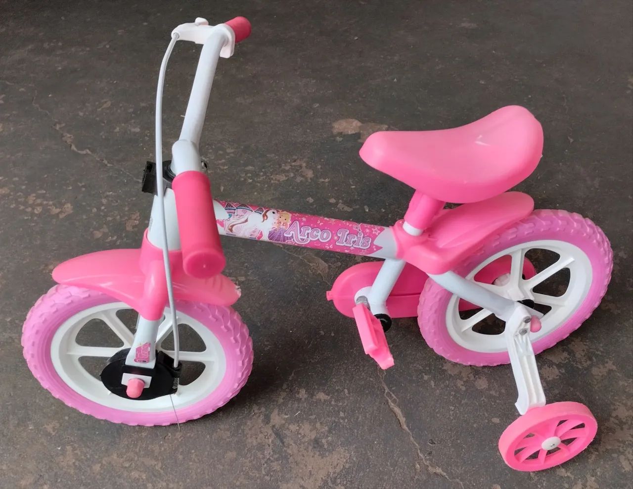 Bicicleta infantil aro 12 excelente estado 