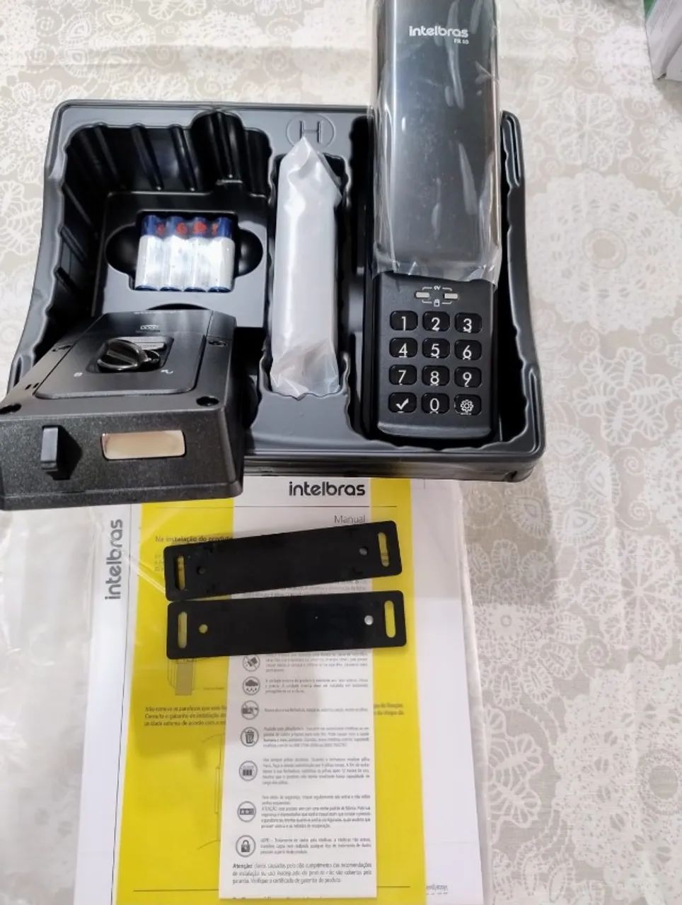 Fechadura Digital de Sobrepor com Senha FR 10 Preto Intelbras
