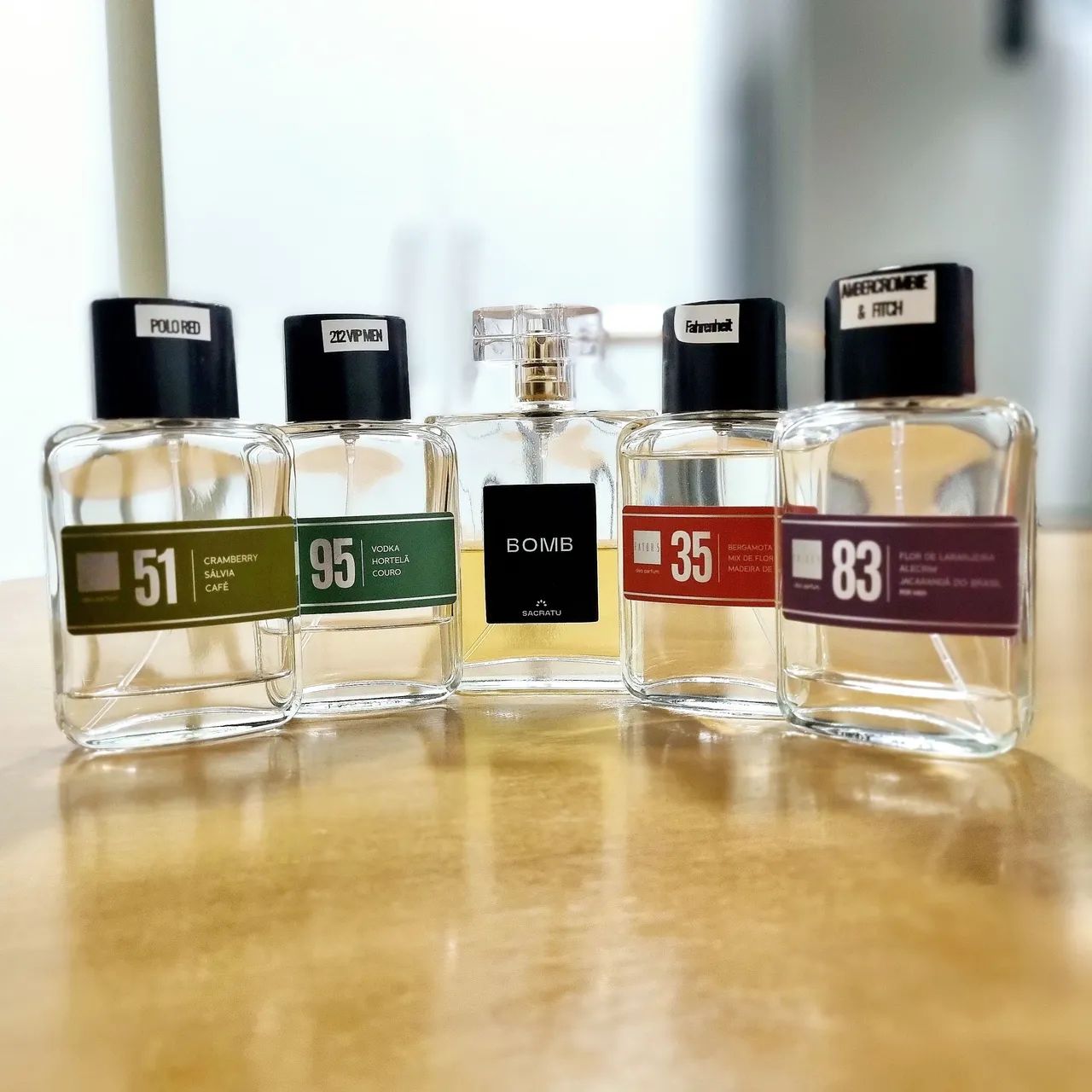 5 perfumes pelo valor de 1 