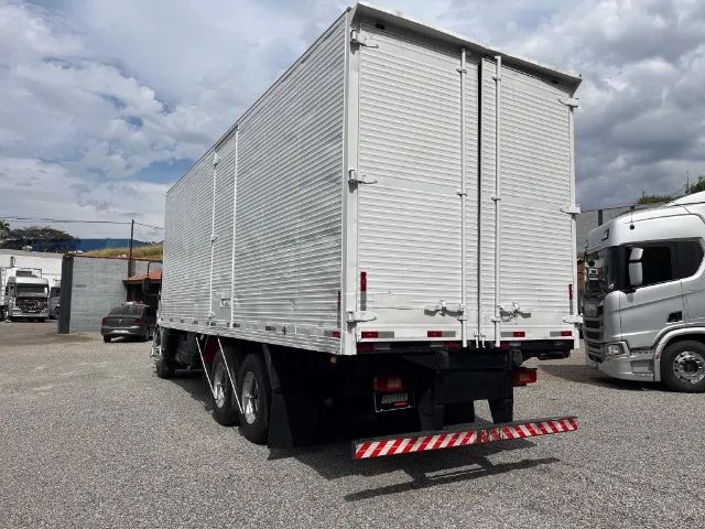 VOLVO VM 260 2010 - Foto 4