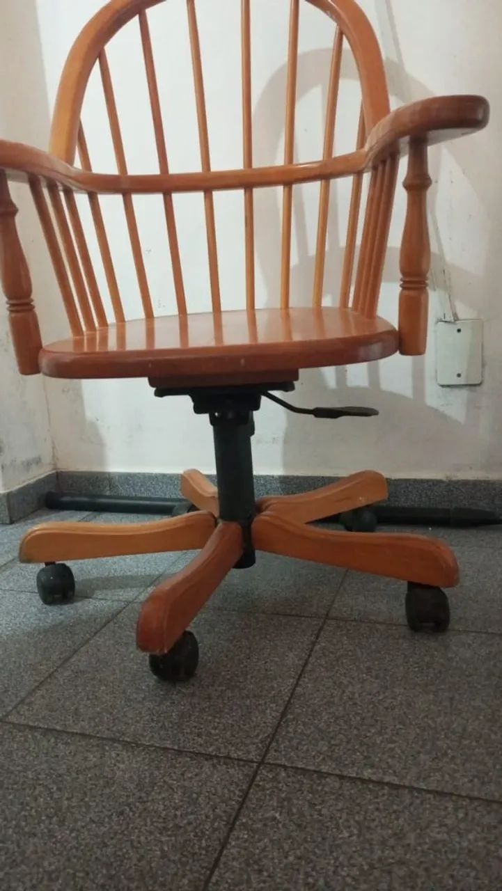 Cadeira Giratória Raríssima  - Foto 2