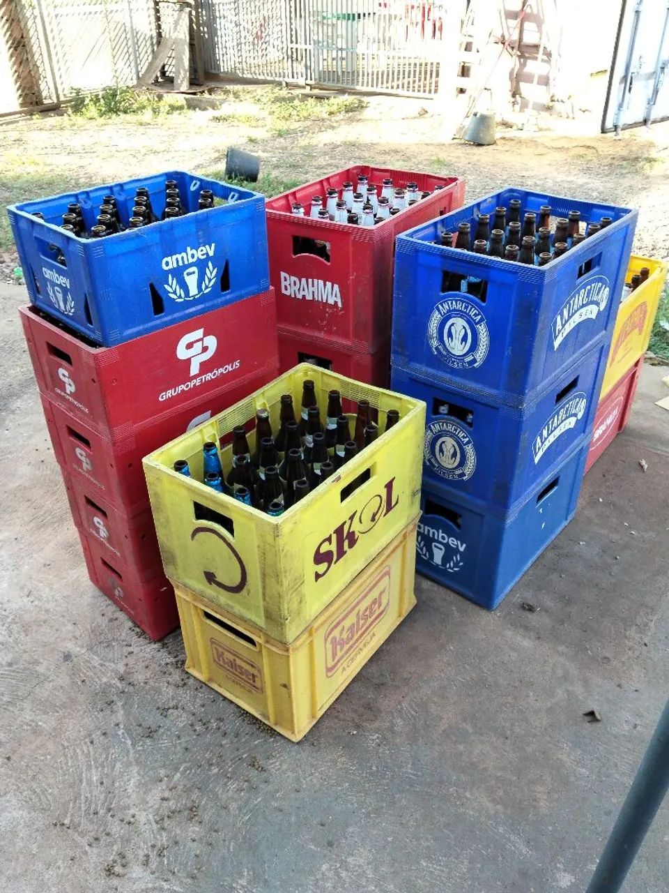 17 caixas de vasilhame 200 reais  - Foto 2