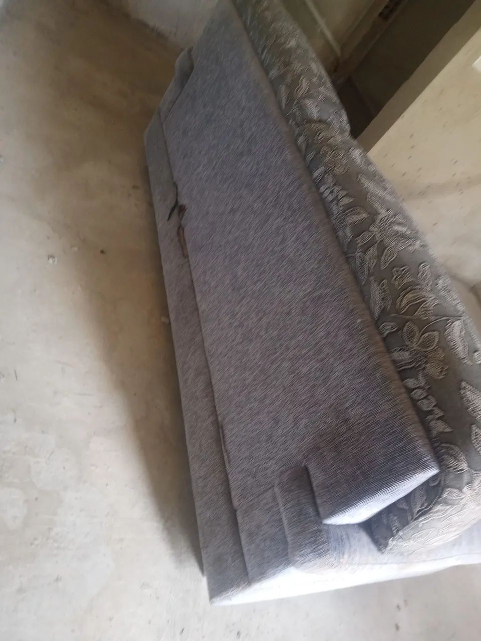 Vende sofá grande não entrego  - Foto 2
