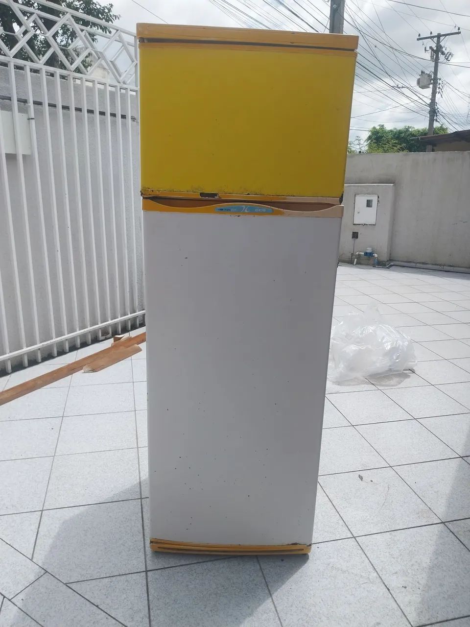 Geladeira super barateza 