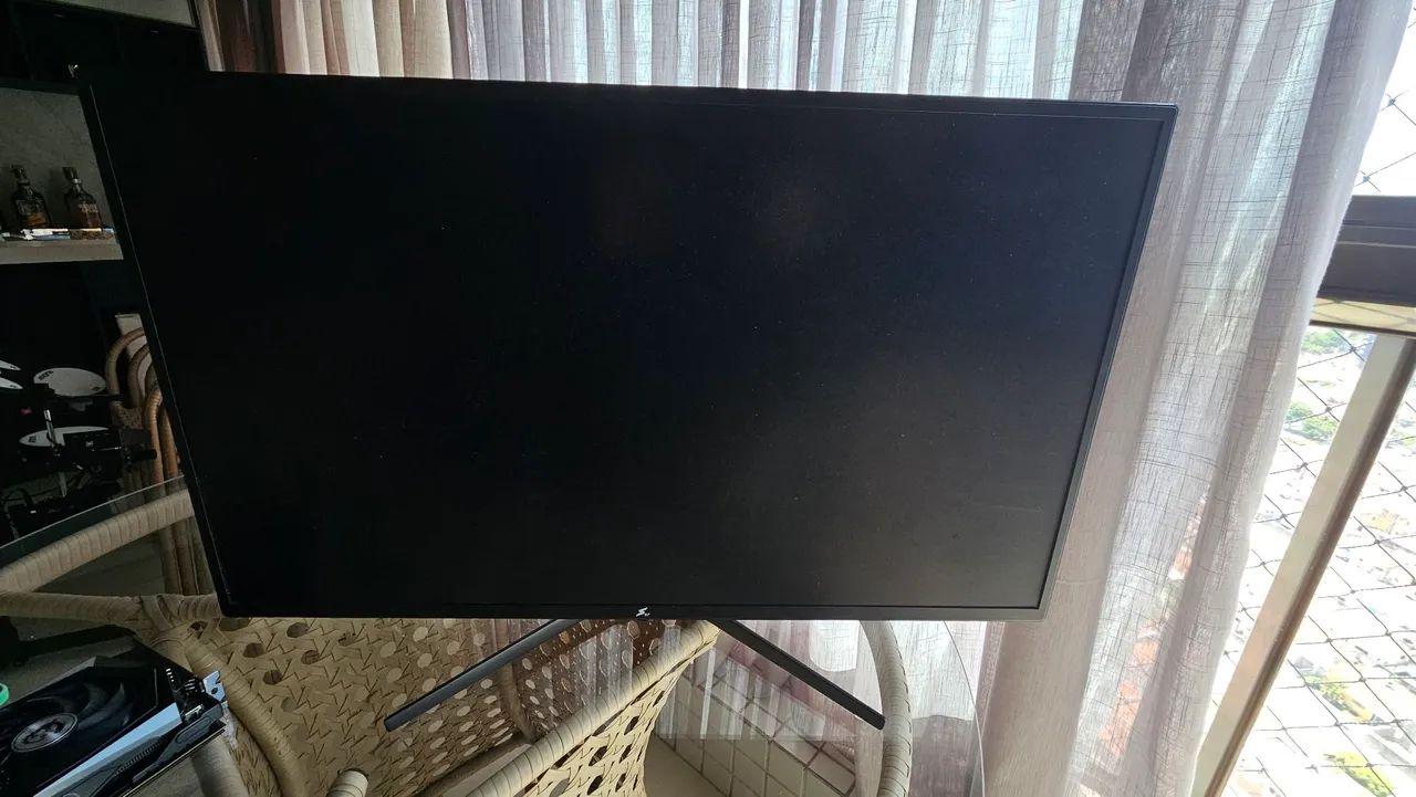 Monitor gamer 31.5 pol