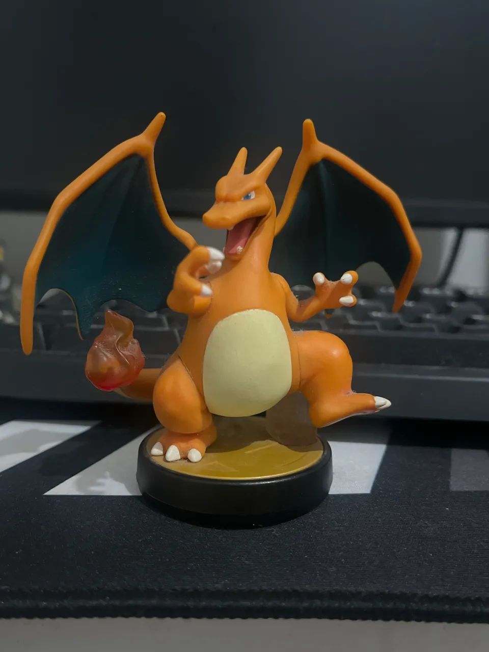 Charizard amiibo