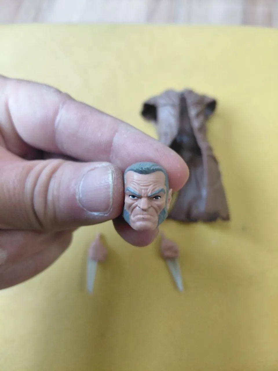 Wolverine marvel legends  - Foto 3