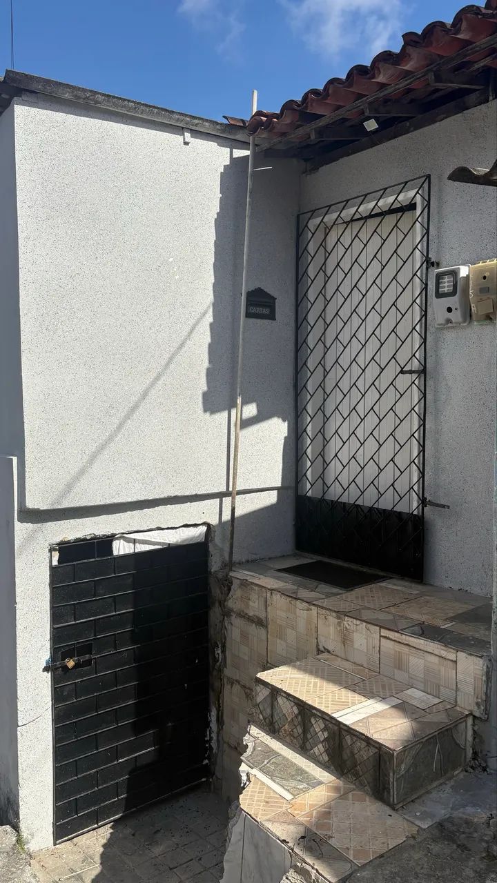 Kitnet Mobiliada para Alugar - 2 Quartos + Garagem para Moto