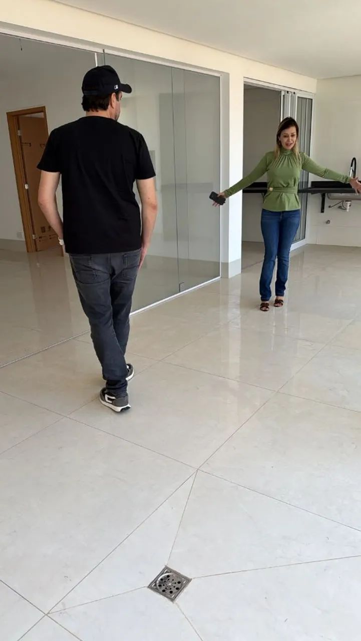 CORRETOR DE IMÓVEIS 