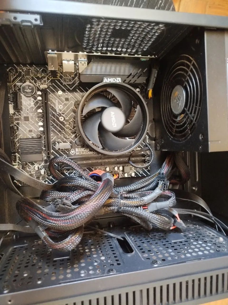 PC Gamer AMD Ryzen 5 5600GT - Foto 2