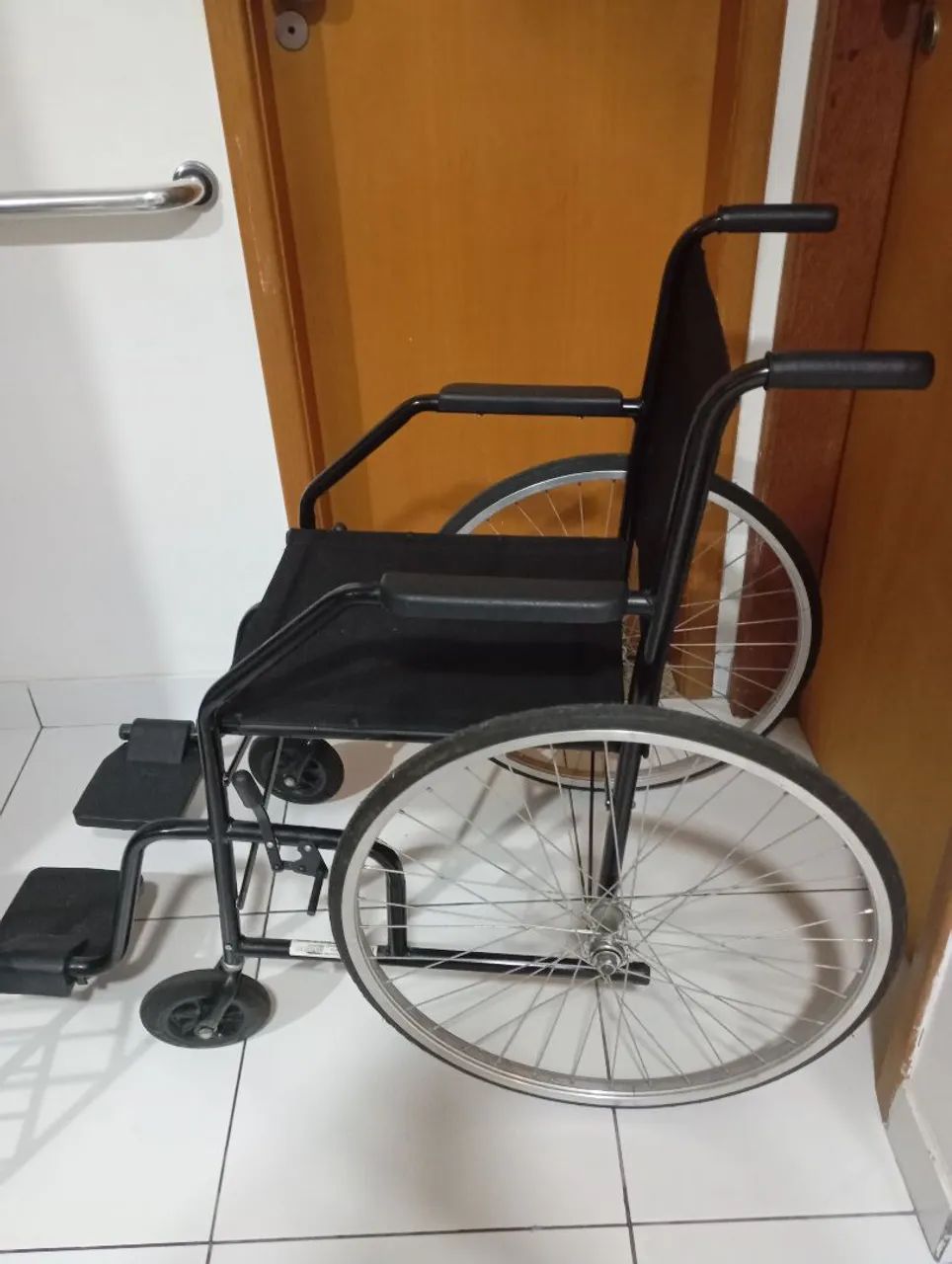 Cadeira de rodas  - Foto 4