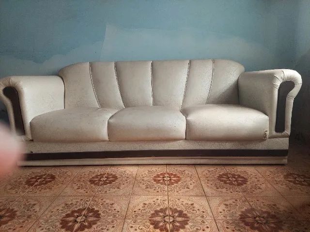 SOFÁ BRANCO 03 LUGARES