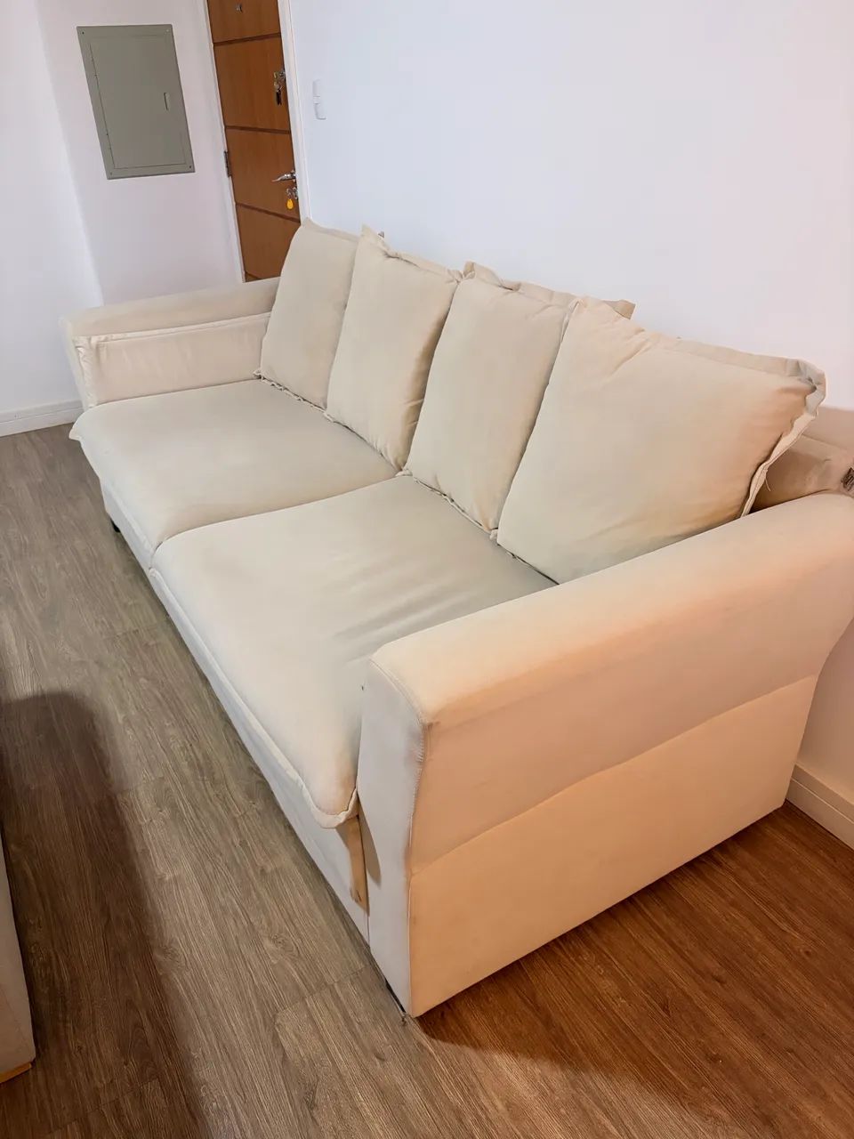 Sofá 4 lugares - Estiloso e confortável - Foto 3