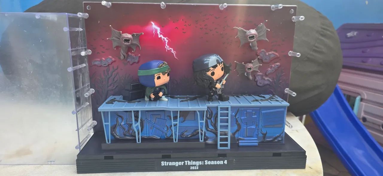 Funco pop stranger things cena do episódio 