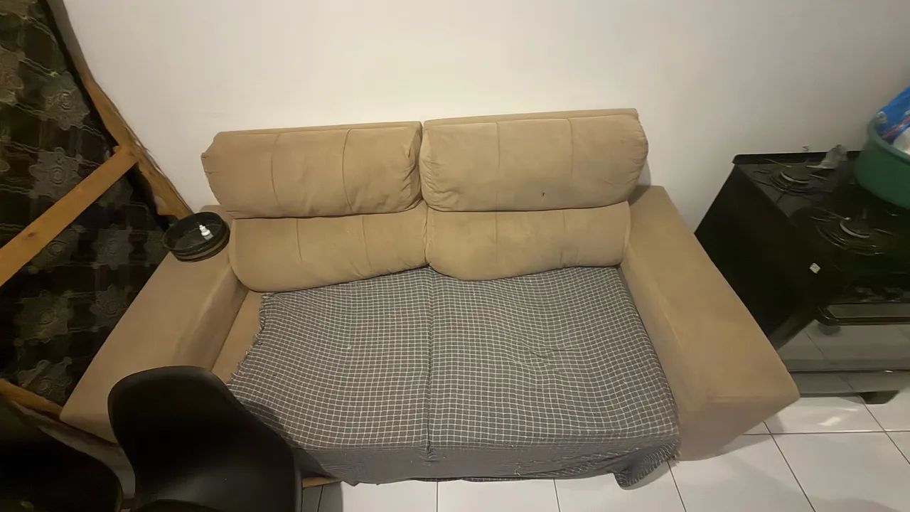 Sofá retrátil e reclinável