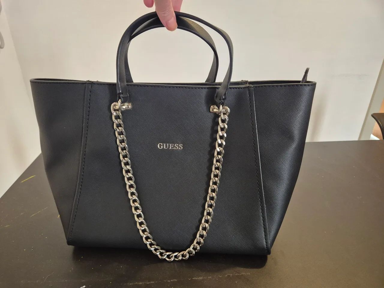 Bolsa GUESS pouco uso