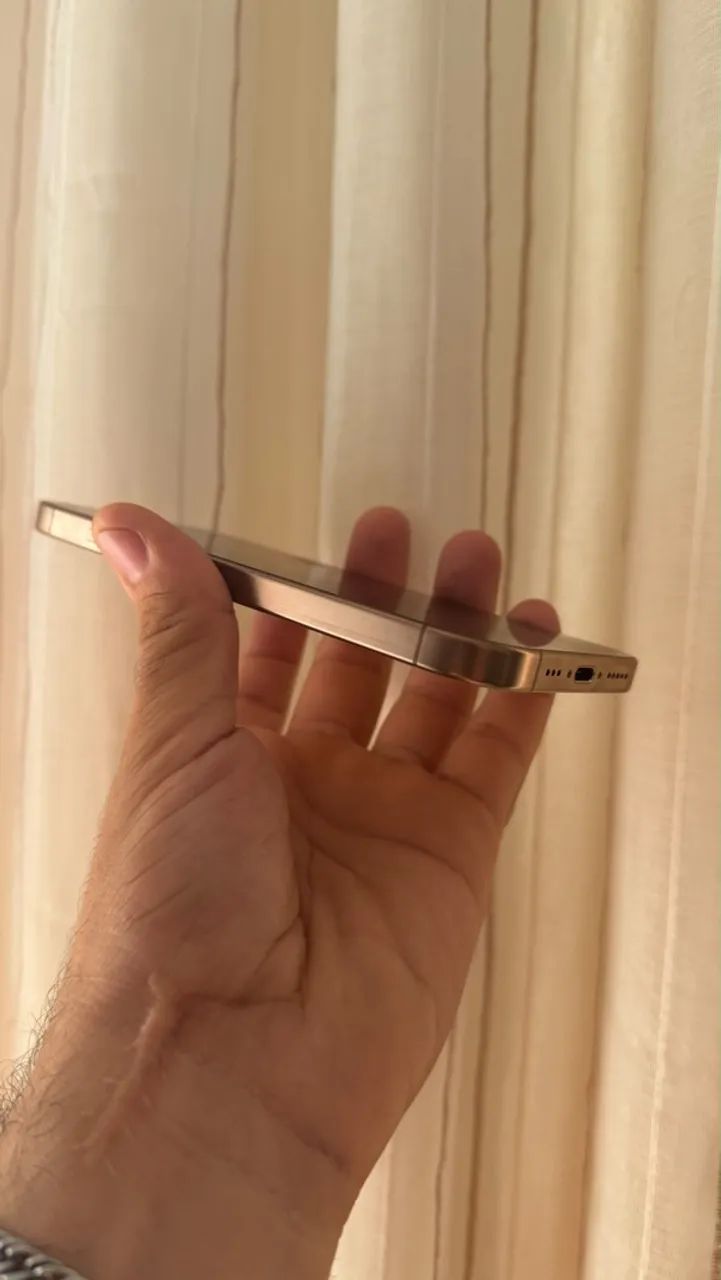 iPhone 16 pro 256 gb - Foto 4