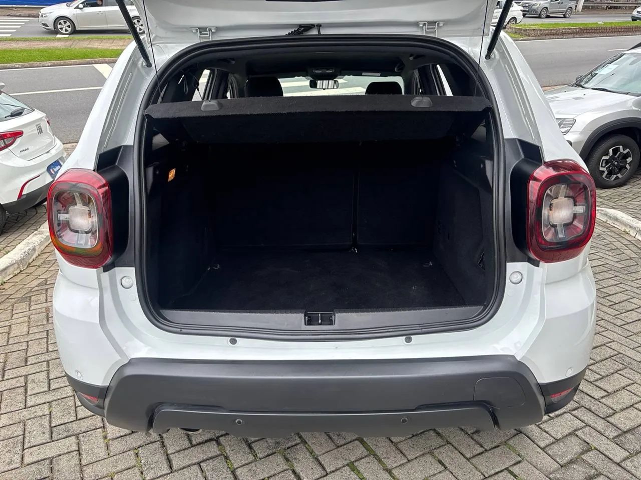 Renault Duster Intense 1.6 16V Flex Aut., foto 14 de 14