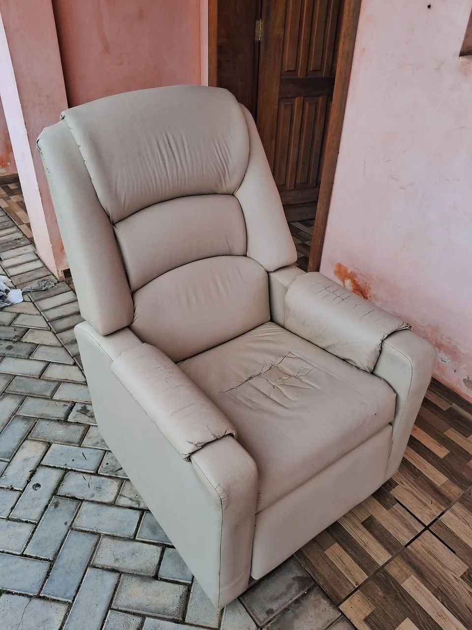 Poltrona reclinável  - Foto 3
