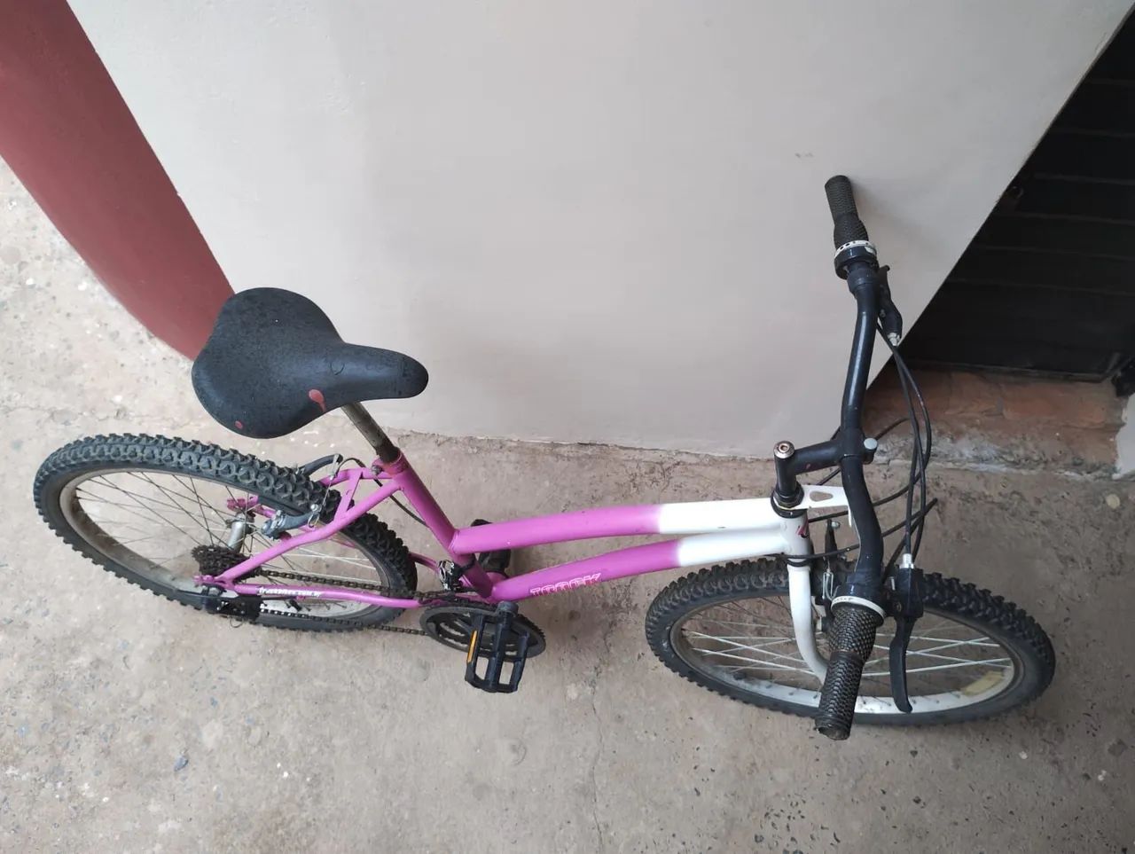 Bicicleta Rosa da Track - Foto 4