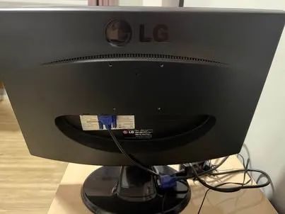 Monitor 19" LG Flatron W1943CV - LED -vga
