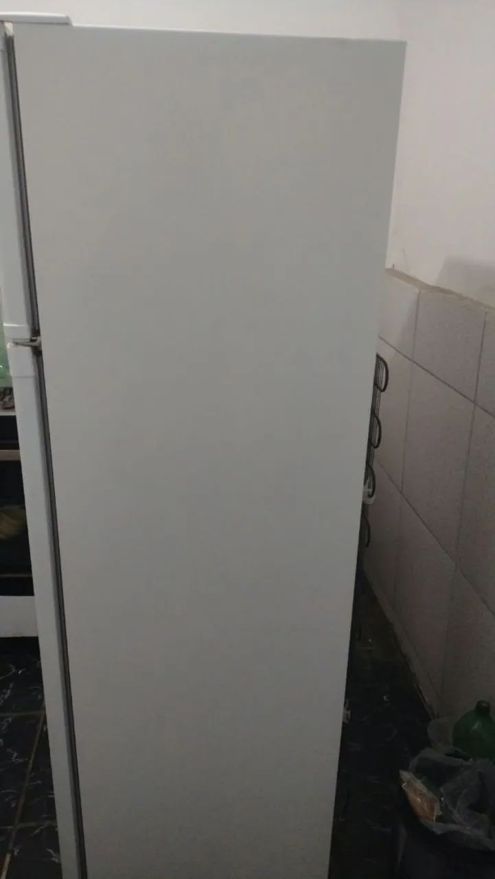 Geladeira Consul semi-nova  - Foto 2