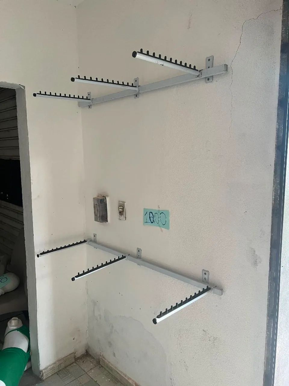 Régua de parede pra loja de roupa  - Foto 3