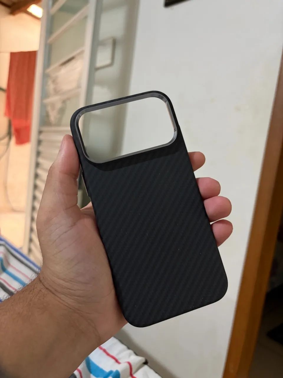 Capinha iPhone 17 Pro Max / IPhone 18 Pro Max - Foto 4