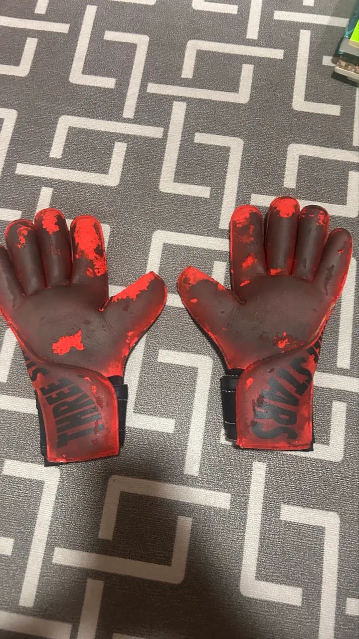 luvas de goleiro three stars - Foto 3