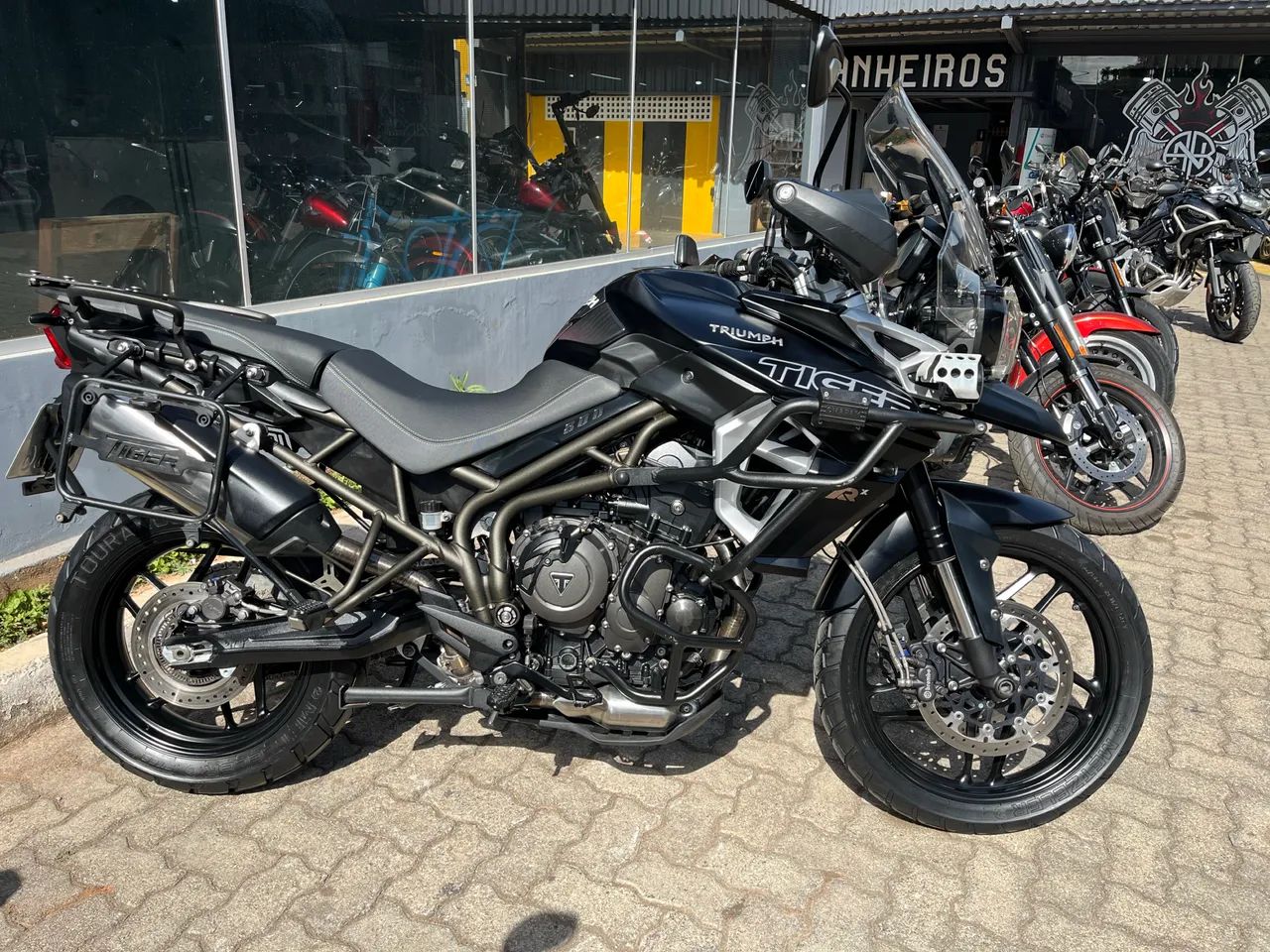 Triumph 800 XRX 2019 - 1517229118 | OLX