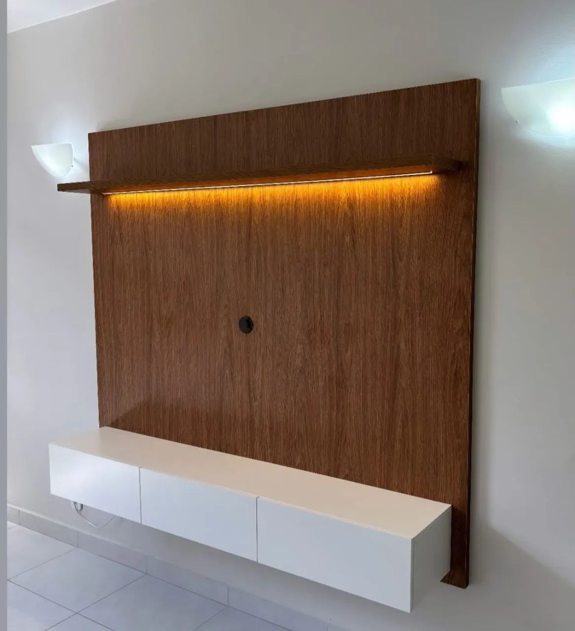 Painel De Televisão Compacto