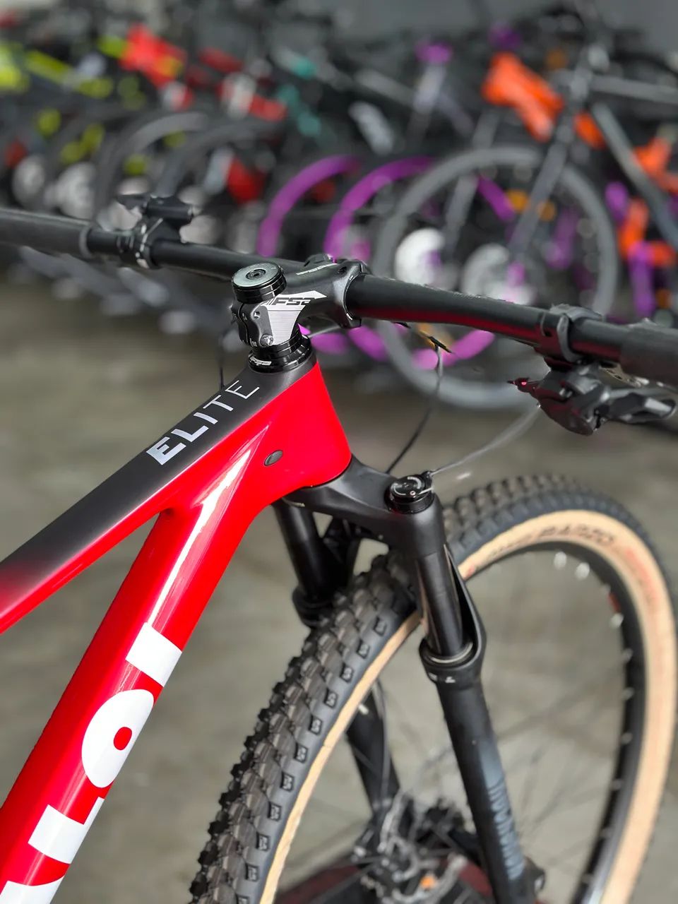Caloi Elite Carbon Sport  - Foto 3