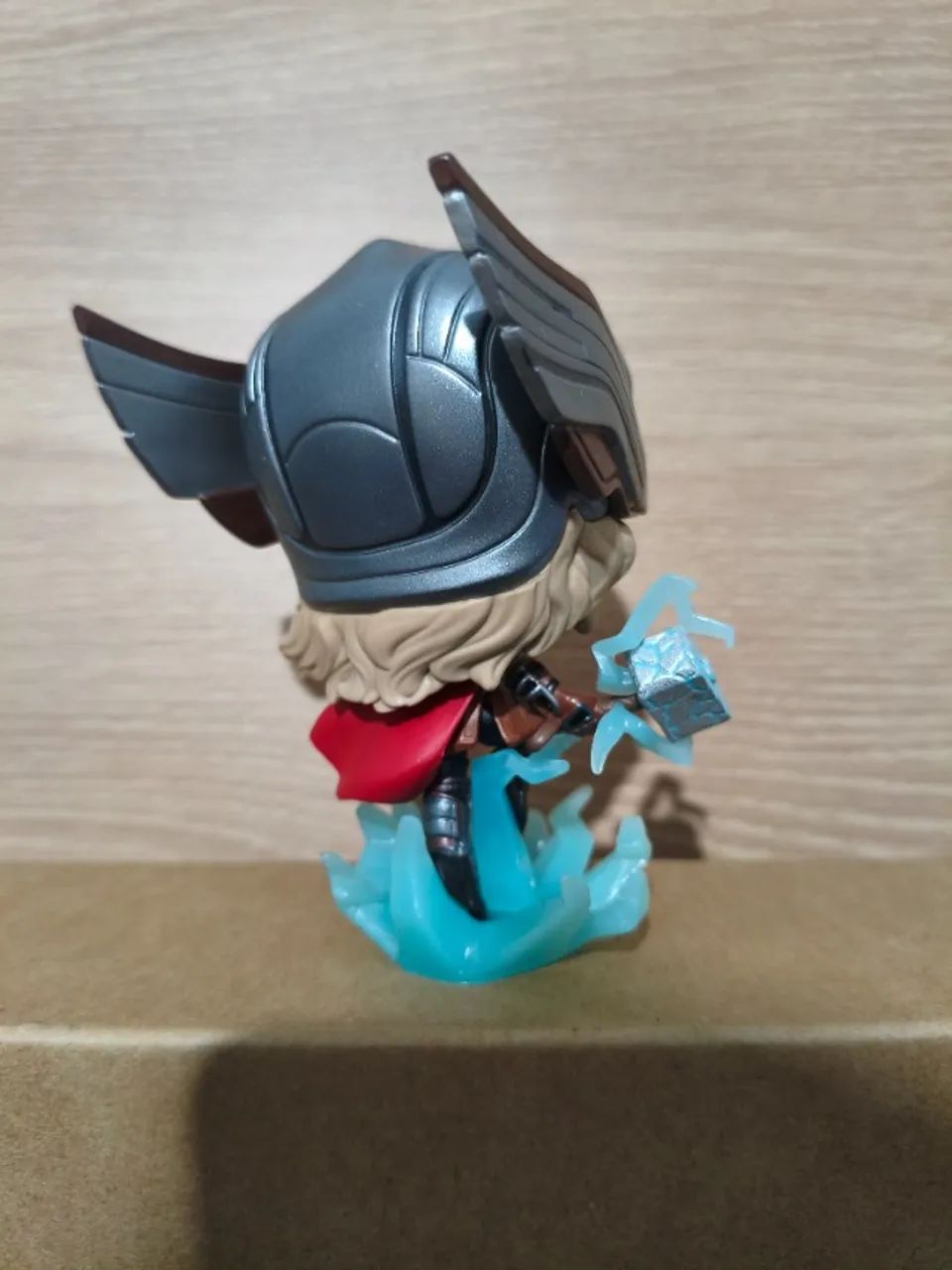 Funko Pop! Marvel - Mighty Thor Jane Foster #1046 (Exclusivo / Sem Caixa) - Foto 3