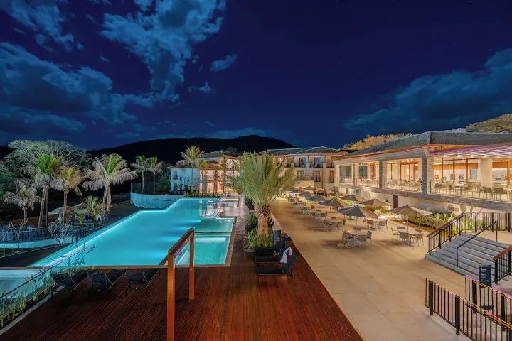Cota Pyreneus Residence 