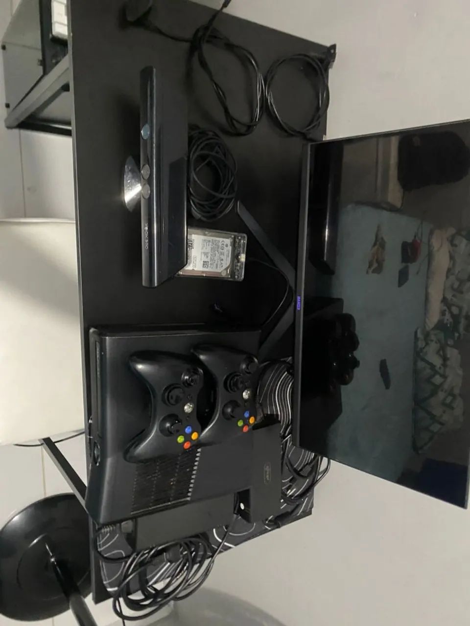 Xbox 360 com kinect 2 controles , 2 fontes e desbloqueado !
