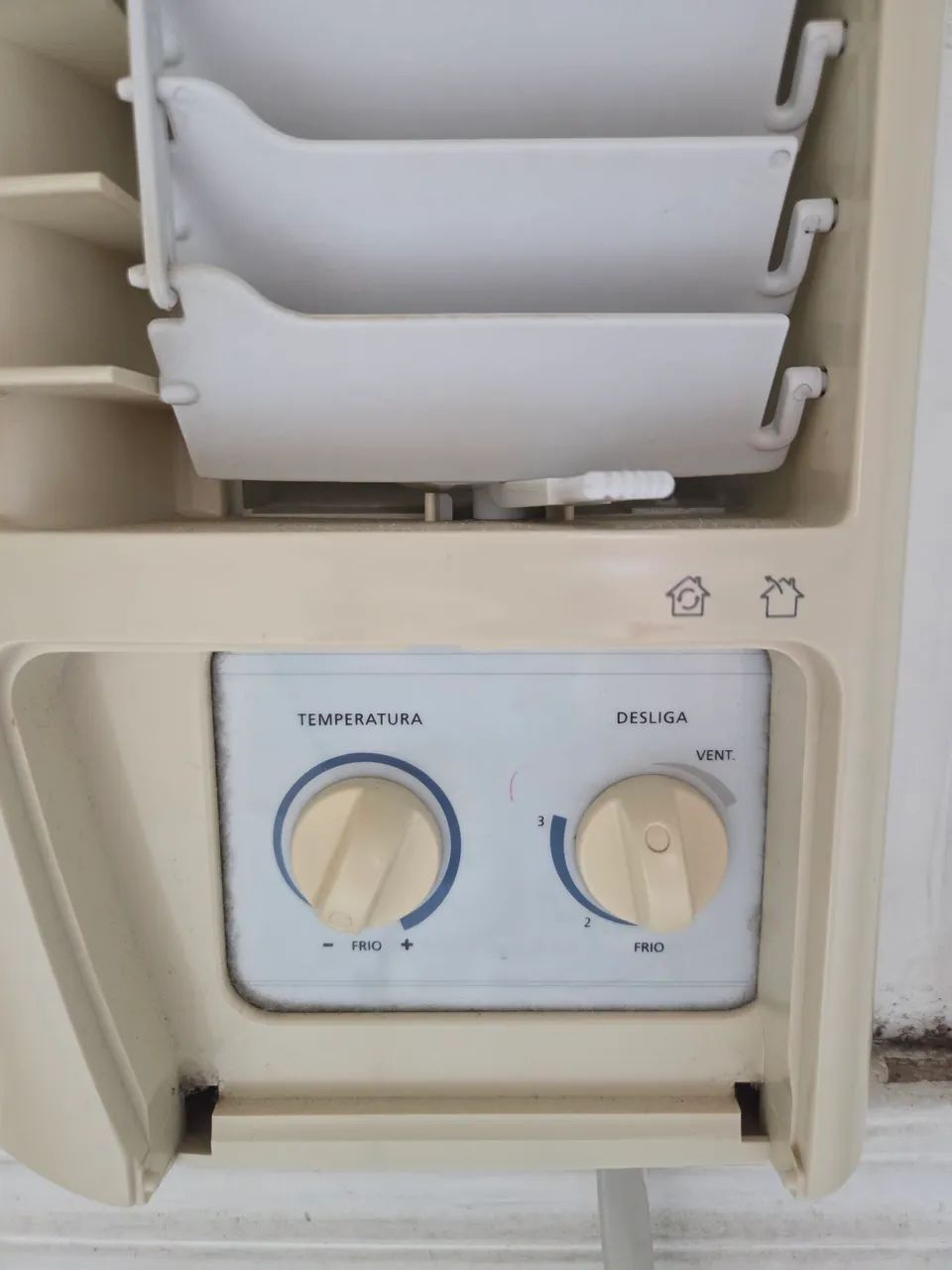 Ar Condicionado Janela 10500 BTU - Foto 2