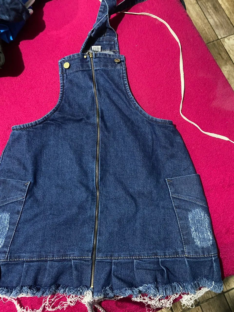 Roupas lindas e bom estado  - Foto 3