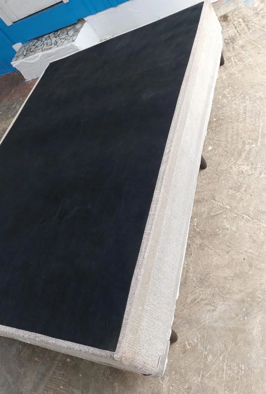 Cama de casal base box