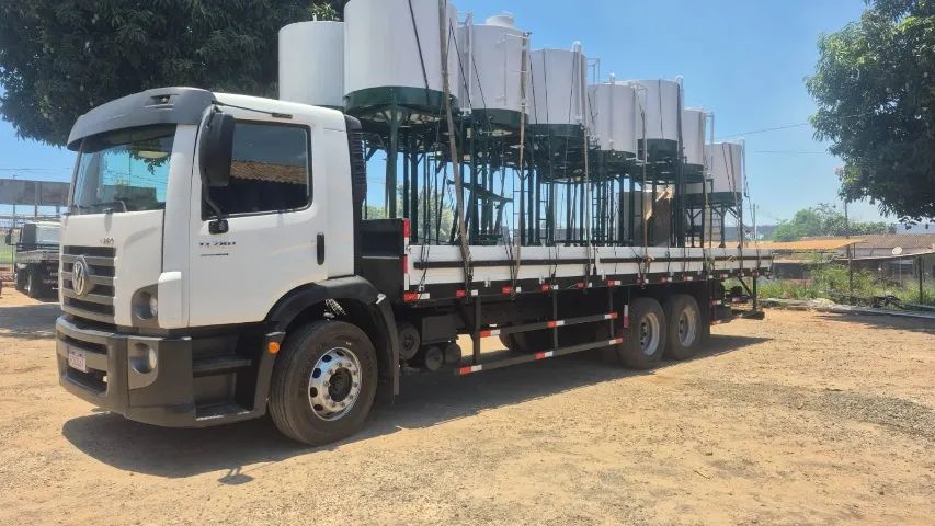 VW 17.280 CRM 4X2 - Foto 2
