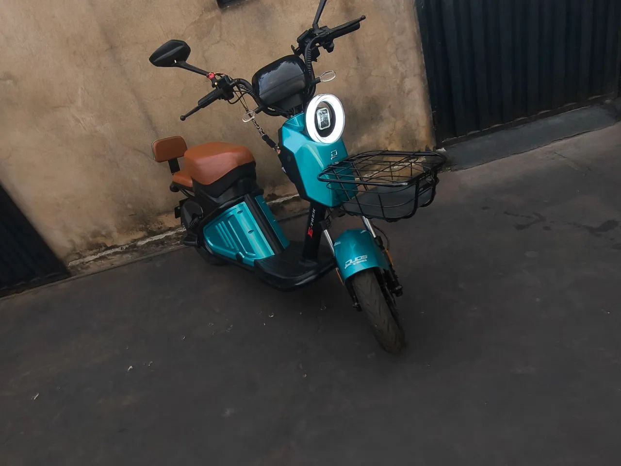 Duos E-Trek ( Scooter / Autopropelido ) Motor de 1000W , Não precisa de CNH - Foto 2
