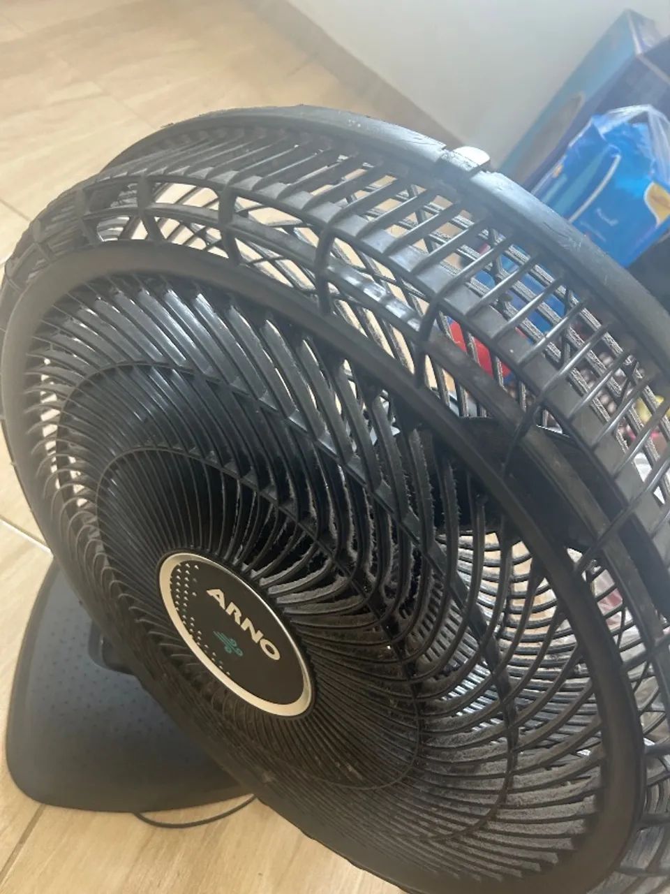 2 Ventiladores quebrados 498182080357345281