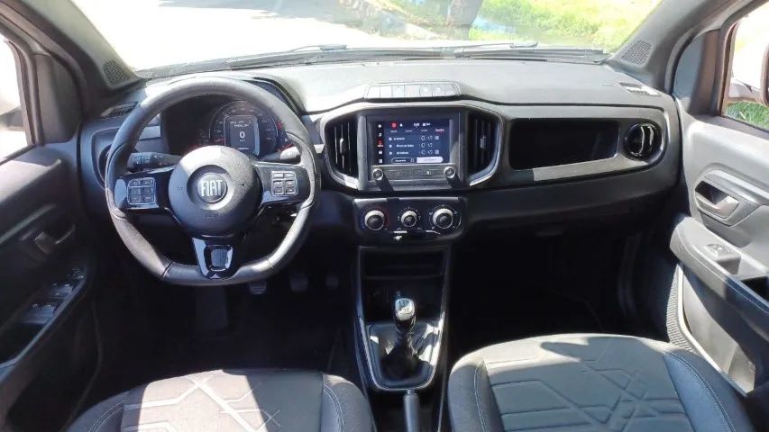 Fiat Strada Volcano 1.3 Flex 8V CD 2021 - Foto 4