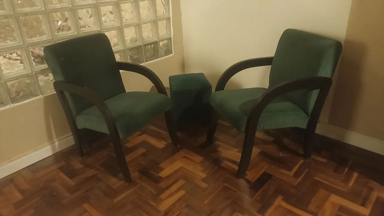 Conjunto 2 Poltronas + Puff - Lindo e Barato!65570217129731120