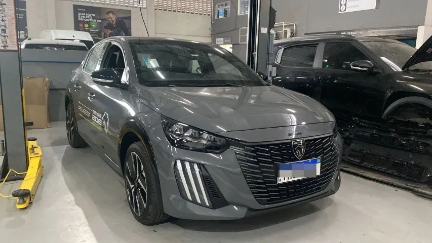 Peugeot 208 208 GT 1.0 Turbo 200 5p Aut. 2026